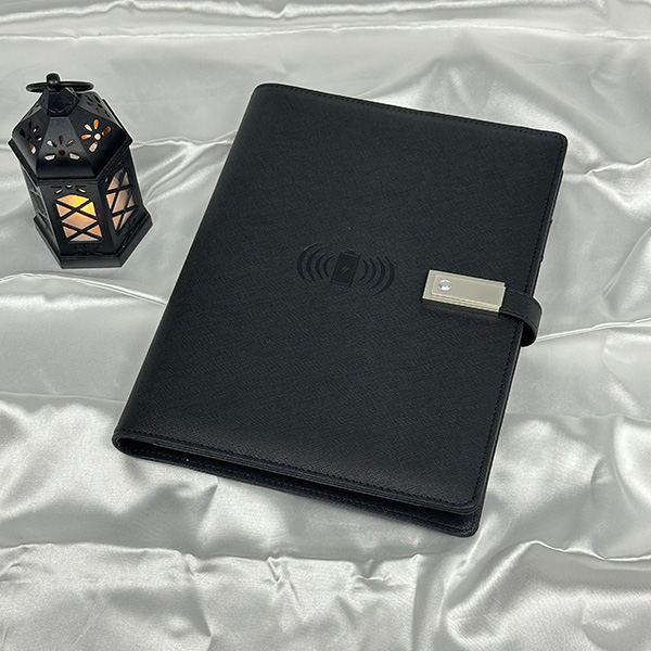 無(wú)線(xiàn)充充電寶筆記本